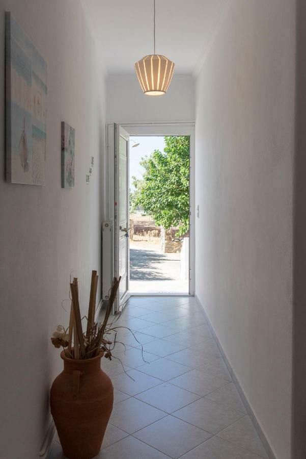 Villa Tonia Parasporos Exterior foto