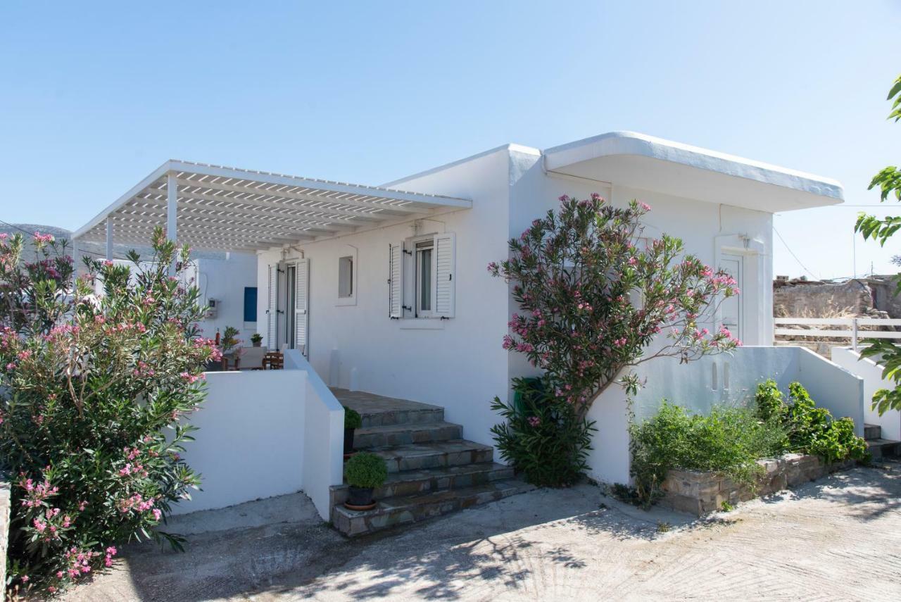 Villa Tonia Parasporos Exterior foto